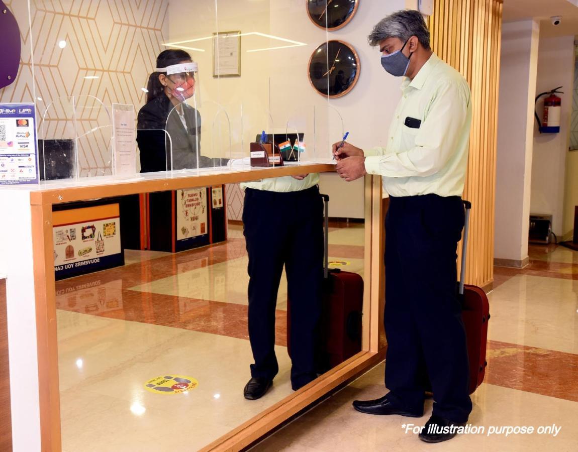 Oyo Hotel City Palace Kanpur Buitenkant foto